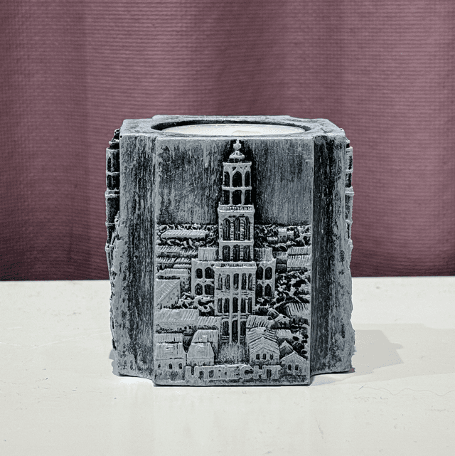 Domtoren waxinelichthouder vierkant (licht grijs) 
